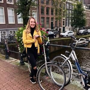 Meet your Posher, Sam